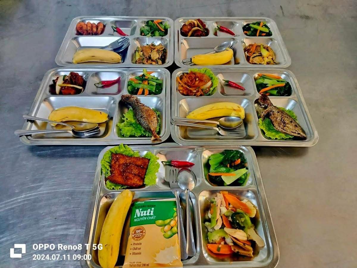 SUẤT ĂN CÔNG NGHIỆP TẠI CHÁNH PHÚ HÒA